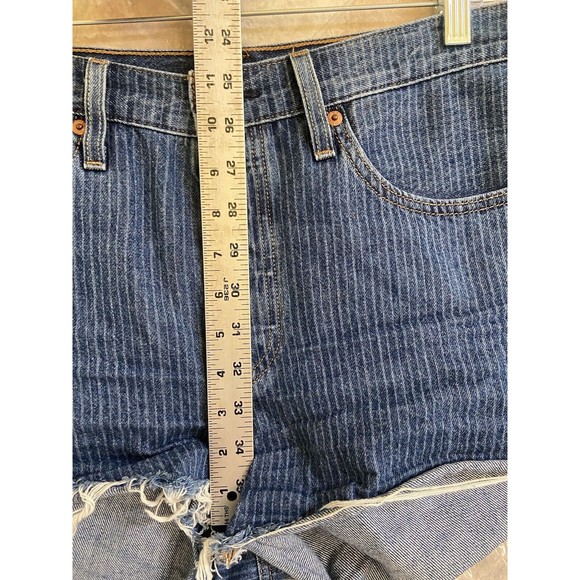 Levi's 501 Shorts Womens 28 Blue Denim Pinstripe High Rise Button Fly Frayed Hem - Picture 10 of 11